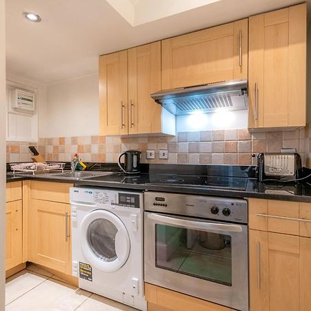 17 Hertford Street Лондон Экстерьер фото