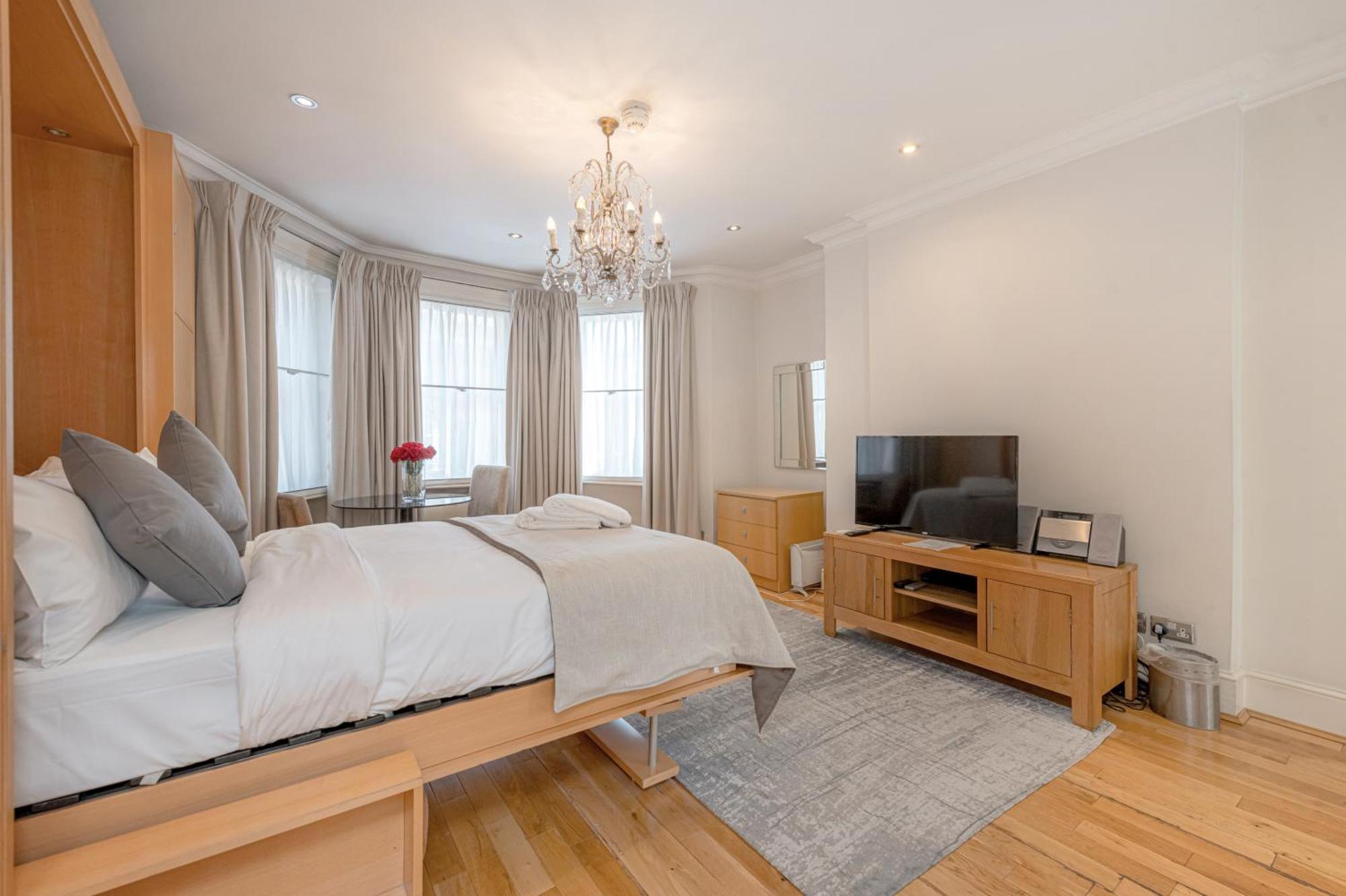 17 Hertford Street Лондон Экстерьер фото