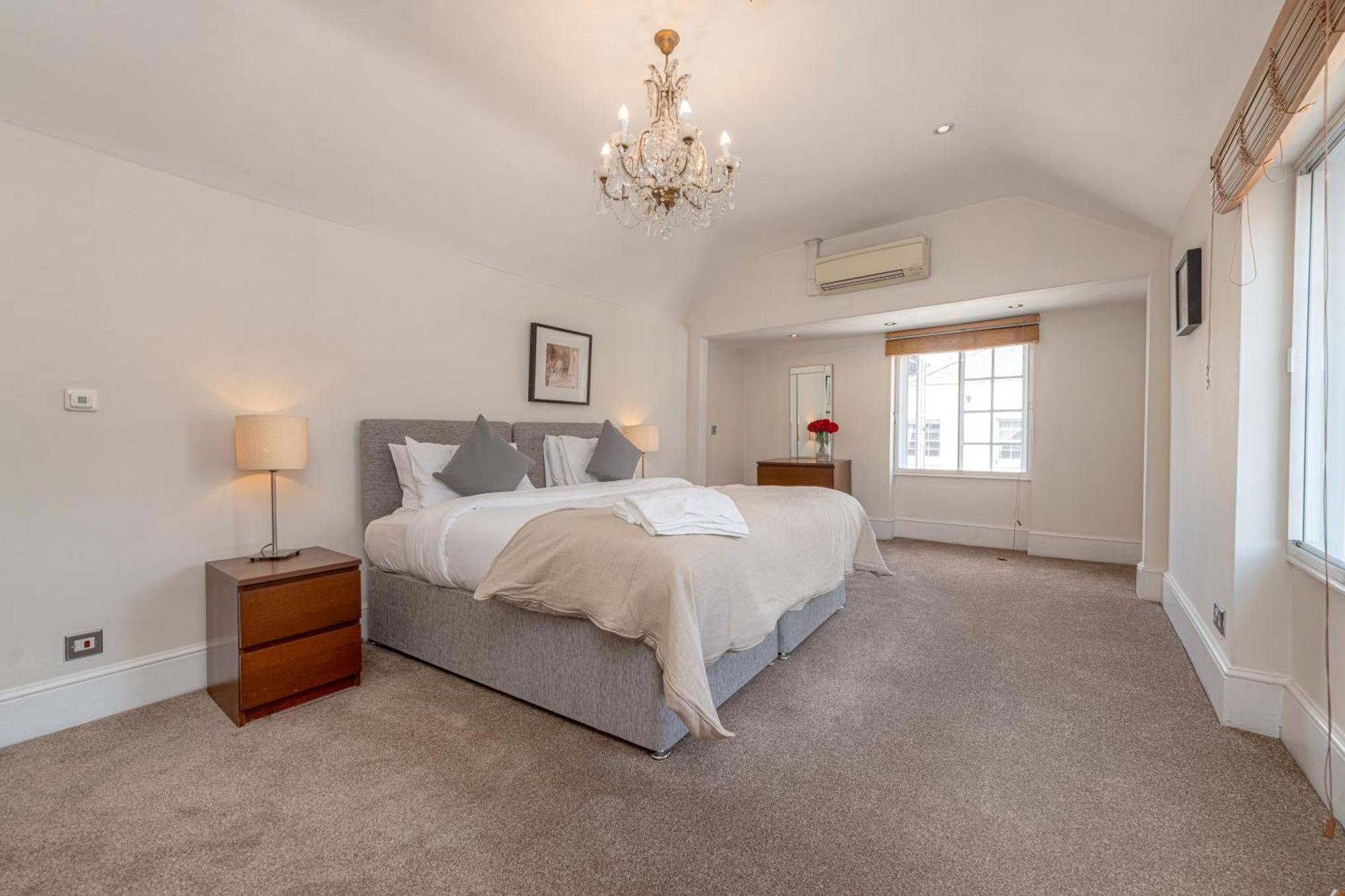 17 Hertford Street Лондон Экстерьер фото