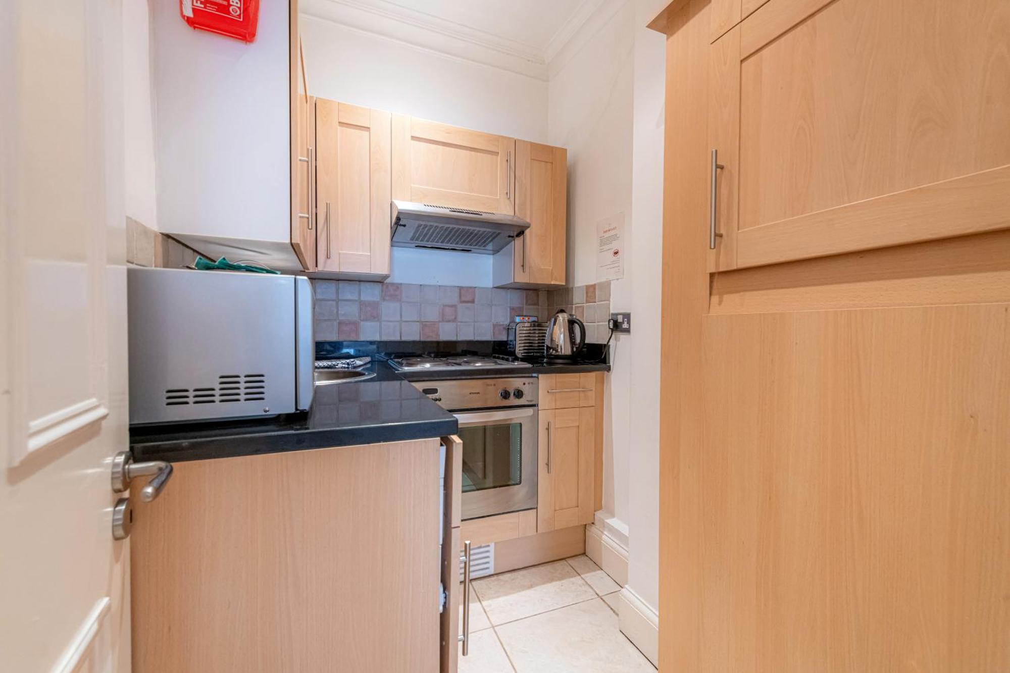 17 Hertford Street Лондон Номер фото