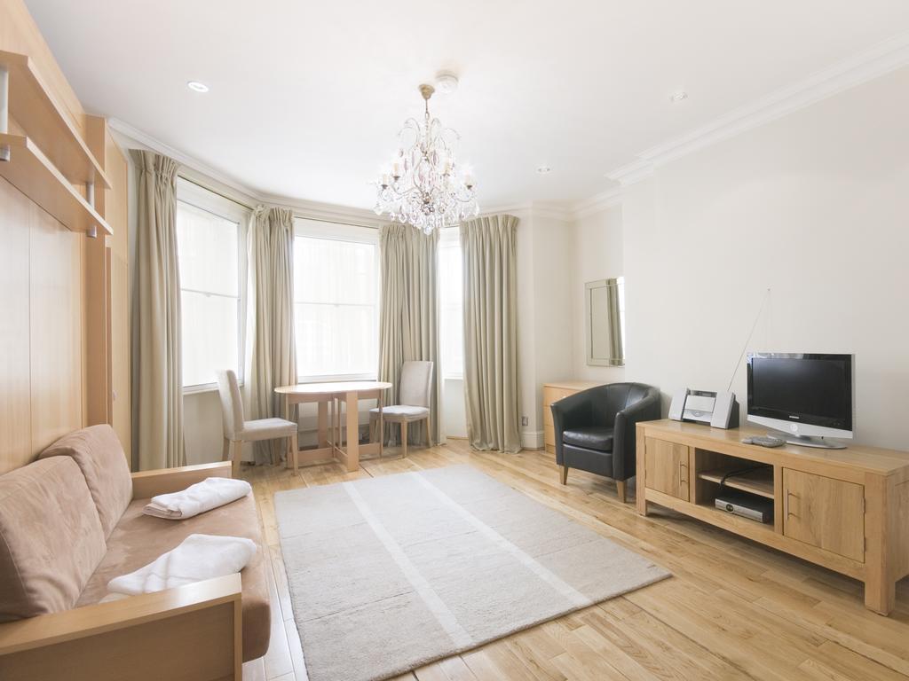 17 Hertford Street Лондон Номер фото